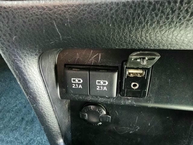 TOYOTA VOXY V 2019/7 photo 26