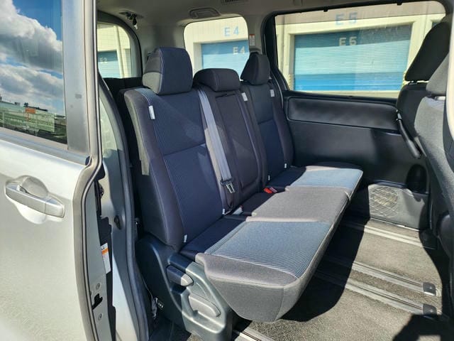 TOYOTA VOXY X 2019/8 photo 12