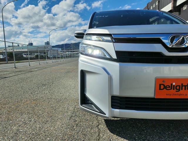 TOYOTA VOXY X 2019/8 photo 32