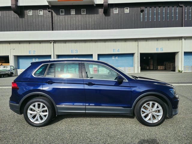 VOLKSWAGEN TIGUAN TDI 4MOTION HIGHLINE 4WD 2019/9 photo 2