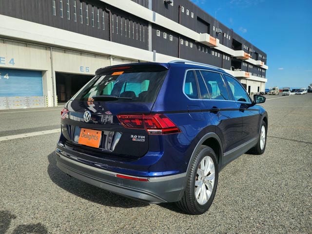 VOLKSWAGEN TIGUAN TDI 4MOTION HIGHLINE 4WD 2019/9 photo 3