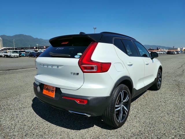 VOLVO XC40 T5 AWD R-DESIGN 2019/7 photo 3