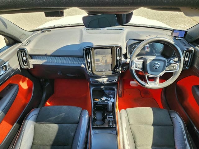 VOLVO XC40 T5 AWD R-DESIGN 2019/7 photo 10