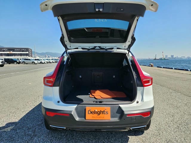 VOLVO XC40 T5 AWD R-DESIGN 2019/7 photo 13