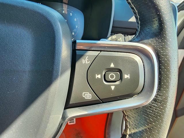 VOLVO XC40 T5 AWD R-DESIGN 2019/7 photo 22
