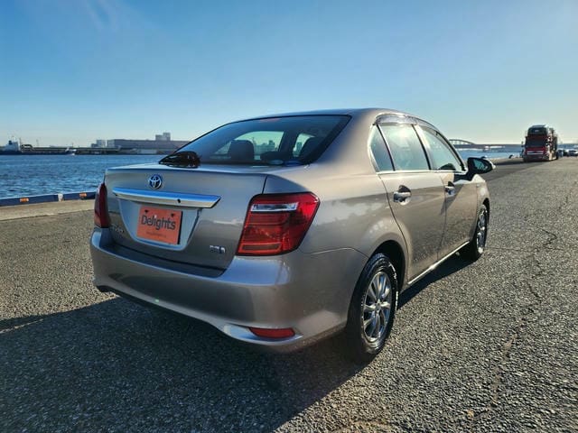 TOYOTA COROLLA AXIO HYBRID  2019/9 photo 3