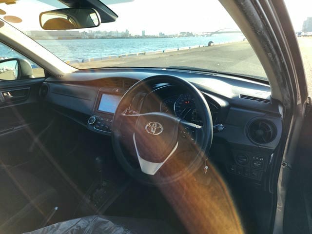 TOYOTA COROLLA AXIO HYBRID  2019/9 photo 8