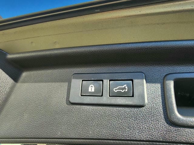 SUBARU FORESTER PREMIUM 4WD 2019/10 photo 18