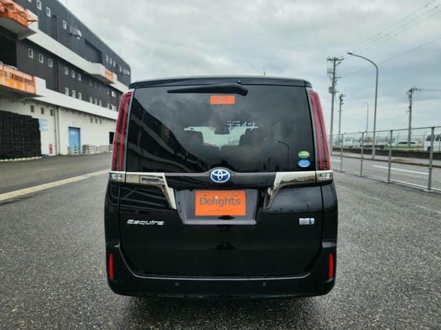 TOYOTA ESQUIRE HYBRID GI PREMIUM PACKAGE BLACK TAILORED 2019/8 photo 4