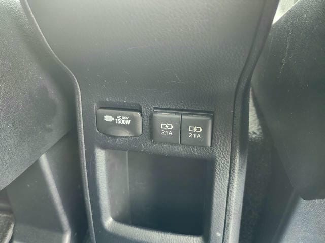 TOYOTA ESQUIRE HYBRID GI PREMIUM PACKAGE BLACK TAILORED 2019/8 photo 12