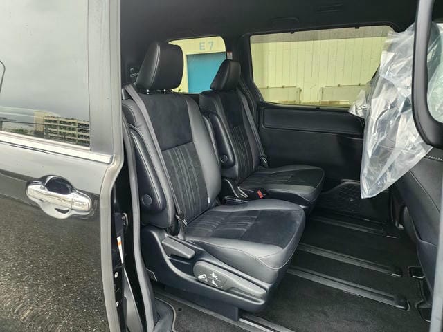 TOYOTA ESQUIRE HYBRID GI PREMIUM PACKAGE BLACK TAILORED 2019/8 photo 13