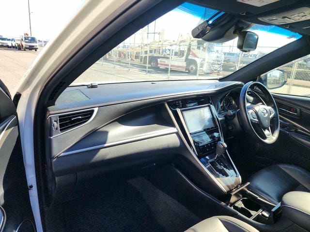 TOYOTA HARRIER PREMIUM  2019/5 photo 9