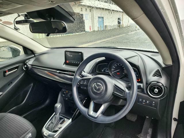 MAZDA DEMIO 15S 2019/7 photo 8