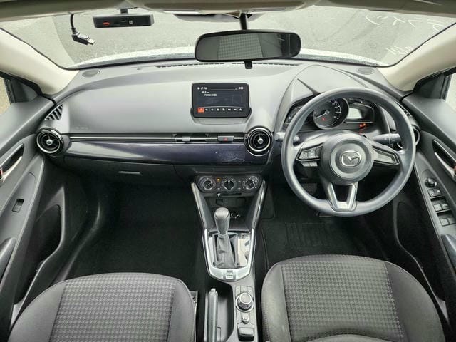 MAZDA DEMIO 15S 2019/7 photo 10