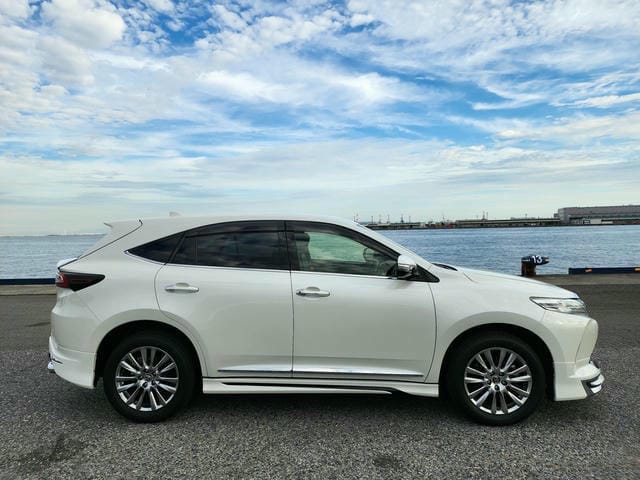 TOYOTA HARRIER PREMIUM 2019/6 photo 2