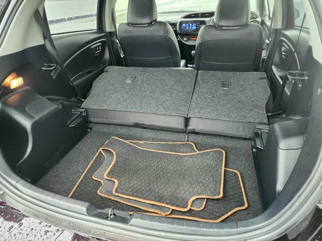 TOYOTA VITZ HYBRID F AMEI 2019/2 photo 14