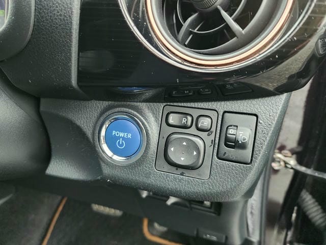 TOYOTA VITZ HYBRID F AMEI 2019/2 photo 19