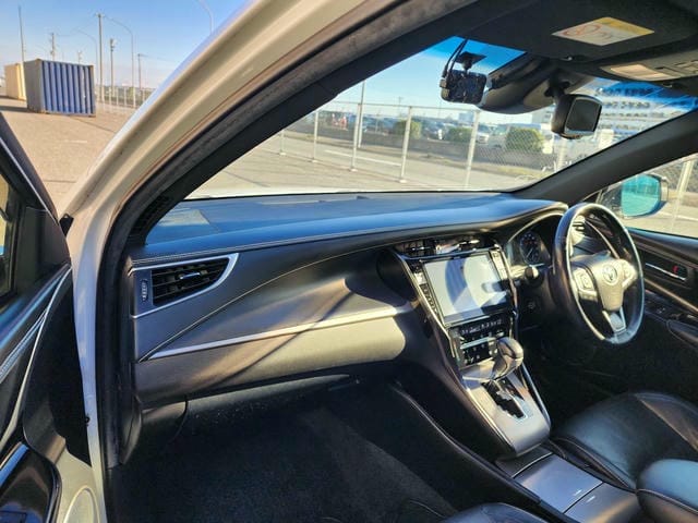 TOYOTA HARRIER PREMIUM METAL&LEATHER PACKAGE 4WD 2019/3 photo 9