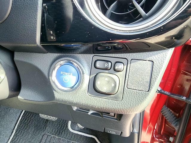 TOYOTA VITZ HYBRID F SAFETY EDITION 3 2019/7 photo 21