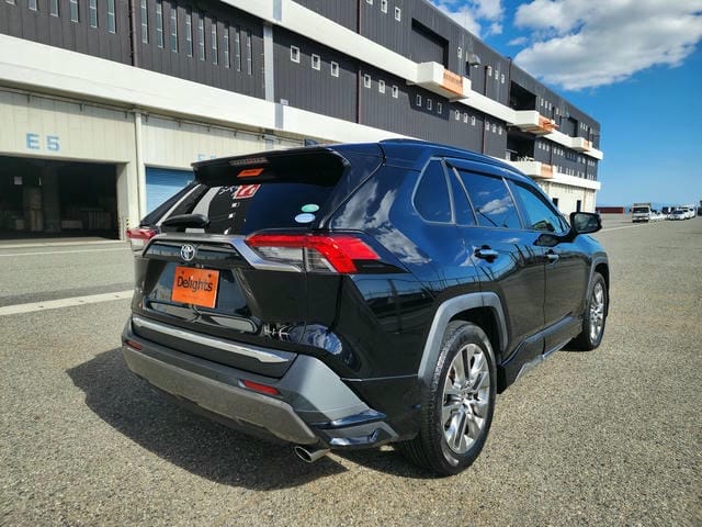 TOYOTA RAV4 G Z PACKAGE 4WD 2019/11 photo 3