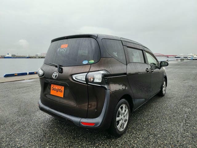 TOYOTA SIENTA G 2019/9 photo 3