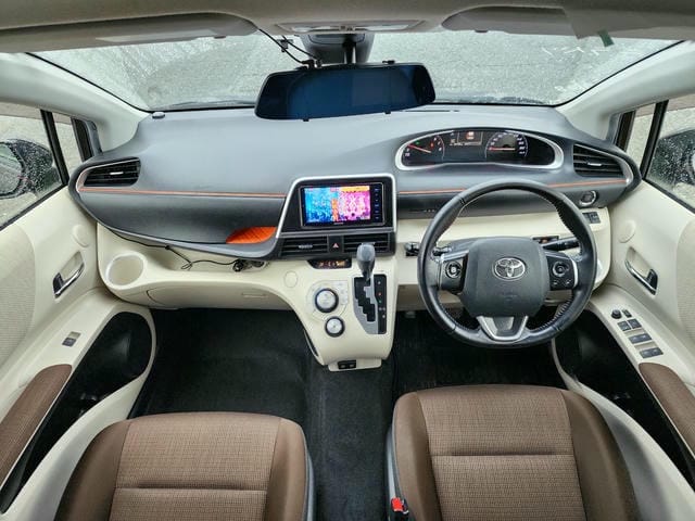 TOYOTA SIENTA G 2019/9 photo 10