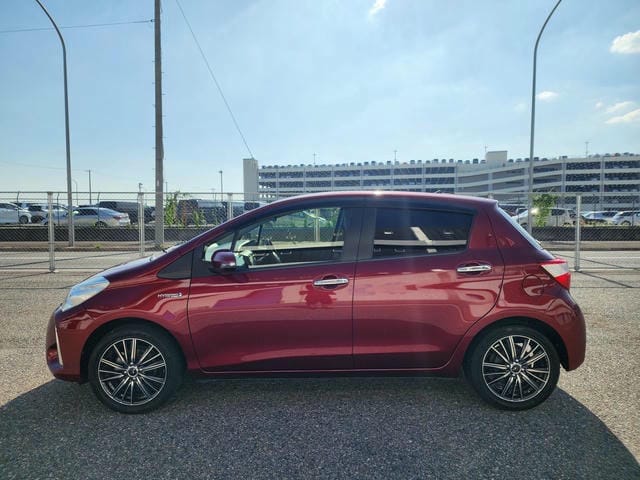 TOYOTA VITZ HYBRID F AMEI 2019/1 photo 6