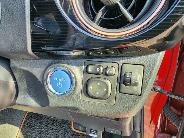 TOYOTA VITZ HYBRID F AMEI 2019/1 photo 20