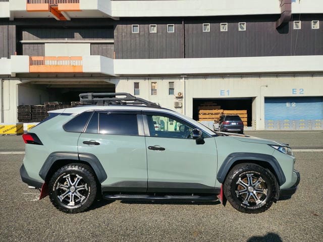 TOYOTA RAV4 ADVENTURE 4WD 2019/6 photo 2
