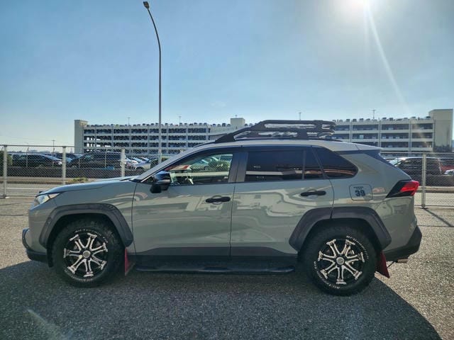 TOYOTA RAV4 ADVENTURE 4WD 2019/6 photo 6
