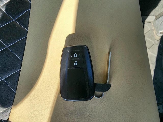 TOYOTA RAV4 ADVENTURE 4WD 2019/6 photo 20