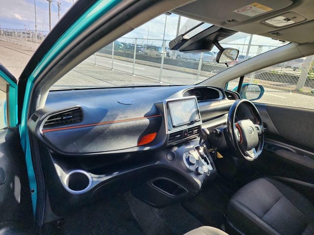 TOYOTA SIENTA HYBRID G 2019/9 photo 9