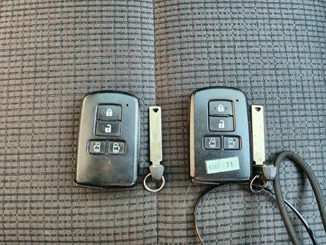 TOYOTA SIENTA HYBRID G 2019/9 photo 20