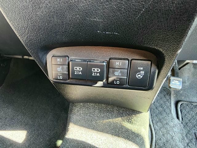 TOYOTA SIENTA HYBRID G 2019/9 photo 28