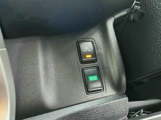 NISSAN SERENA HIGHWAY STAR 4WD 2019/1 photo 25