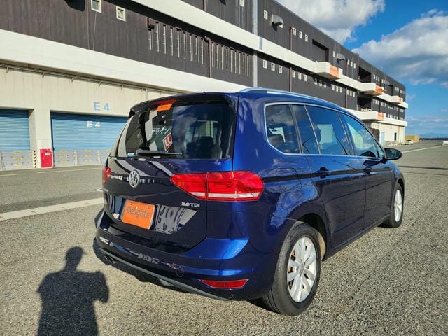 VOLKSWAGEN GOLF TOURAN TDI COMFORTLINE 2019/9 photo 3