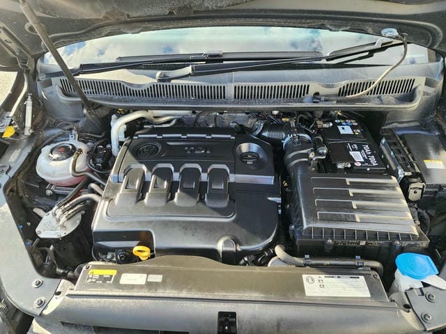 VOLKSWAGEN GOLF TOURAN TDI COMFORTLINE 2019/9 photo 36
