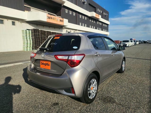TOYOTA VITZ F WELCAB 2019/11 photo 3