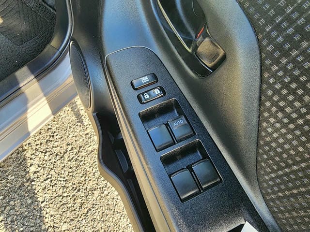 TOYOTA VITZ F WELCAB 2019/11 photo 18