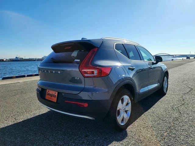 VOLVO XC40 T4 MOMENTUM 2019/12 photo 3
