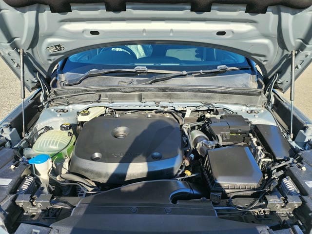 VOLVO XC40 T4 MOMENTUM 2019/12 photo 39