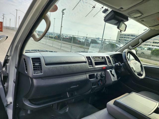 TOYOTA REGIUSACE VAN LONG DX 2019/5 photo 9
