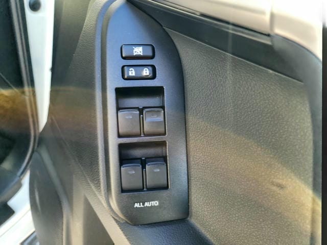 TOYOTA LAND CRUISER PRADO TX L PACKAGE 2019/9 photo 18