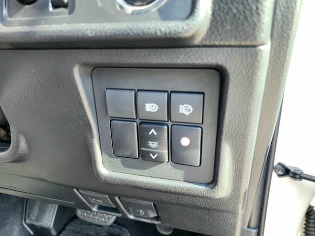 TOYOTA LAND CRUISER PRADO TX L PACKAGE 2019/9 photo 19