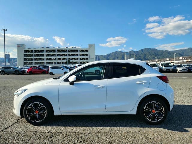 MAZDA DEMIO 15S 2019/9 photo 6