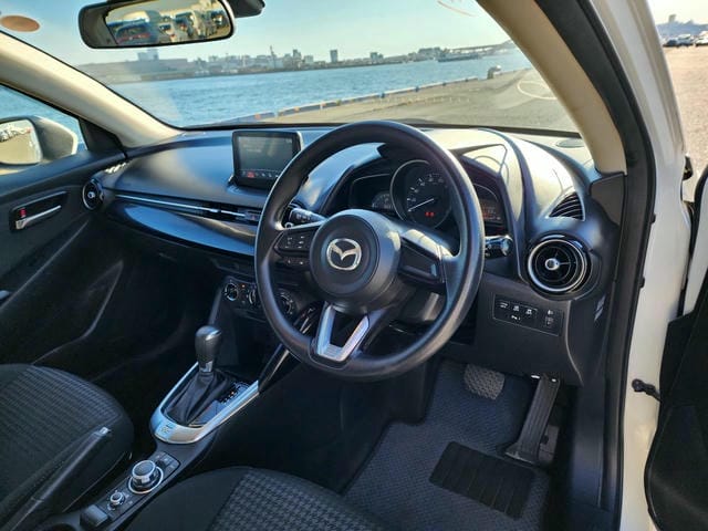 MAZDA DEMIO 15S 2019/9 photo 8