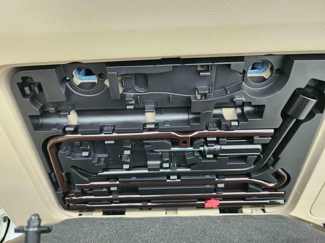 TOYOTA LAND CRUISER PRADO TX 4WD 2019/10 photo 14