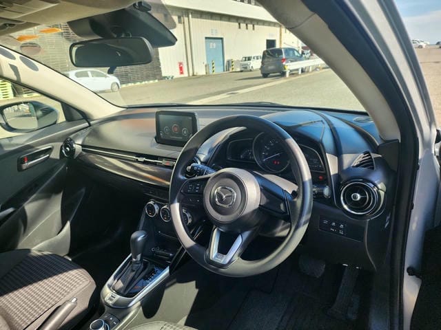 MAZDA DEMIO 15S 2019/7 photo 8