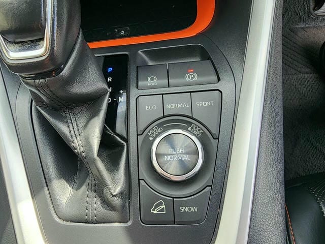 TOYOTA RAV4 ADVENTURE 4WD 2019/6 photo 25