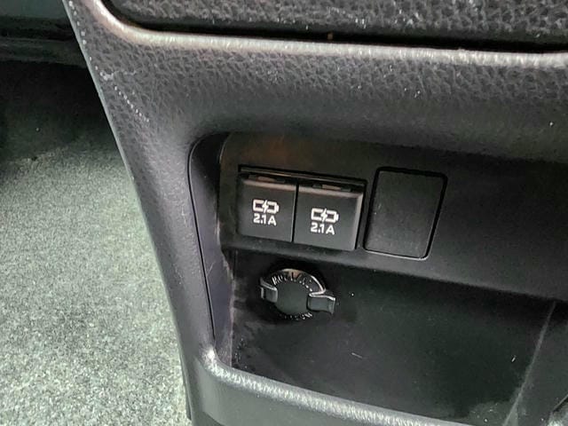 TOYOTA VOXY X 2019/12 photo 24
